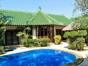 2BR Club Emperor Balinese Villa @ Heart Of Sanur